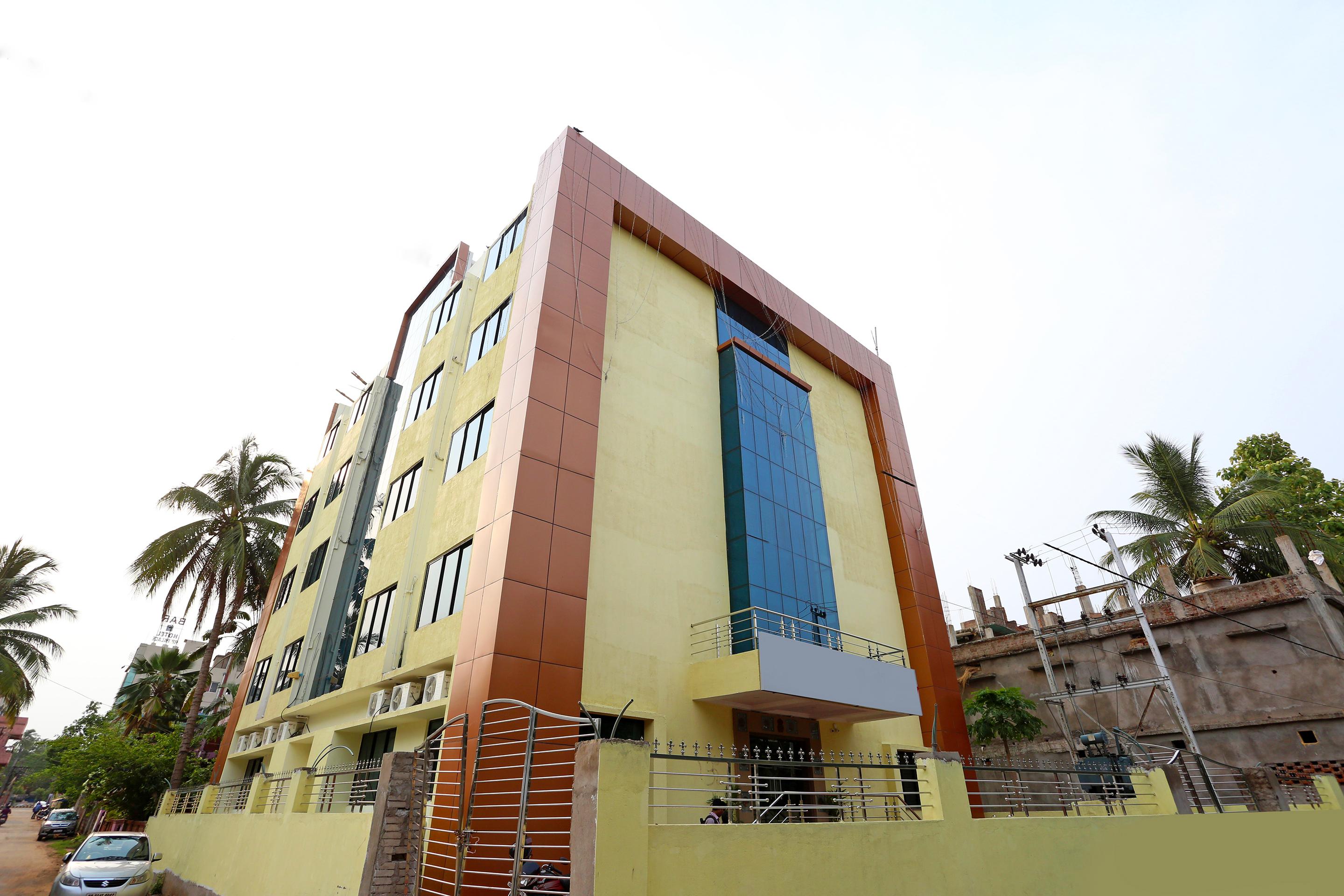 Hotel Railview Bhuvanesvar Kültér fotó